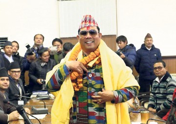 रेशम चौधरीको सजाय माफीको प्रस्ताव राष्ट्रपति कार्यालयमा